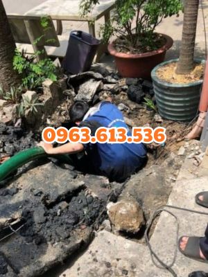 hút bể phốt hàng bồ
