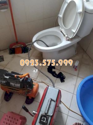Thông tắc bồn cầu nhanh chóng, hiệu quả triệt để tại Gia Lâm